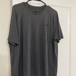 Under Armour Men's Dark Gray Short Sleeve Tee